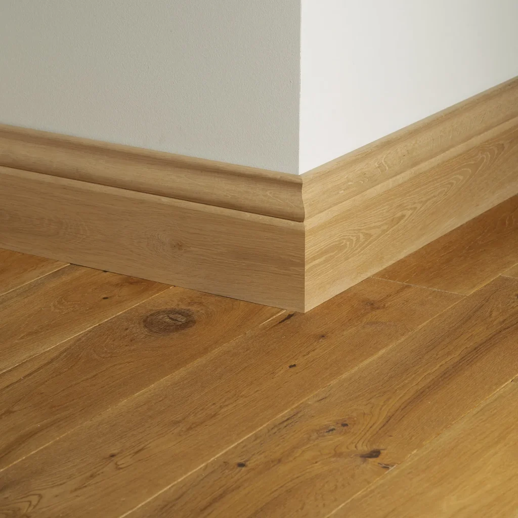 Wood Skirting – Natural and Warm Style