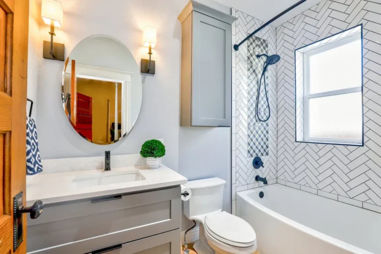 Small Design Bathrooms -10 Smart Ideas to Make Tiny Spaces Feel Luxurious