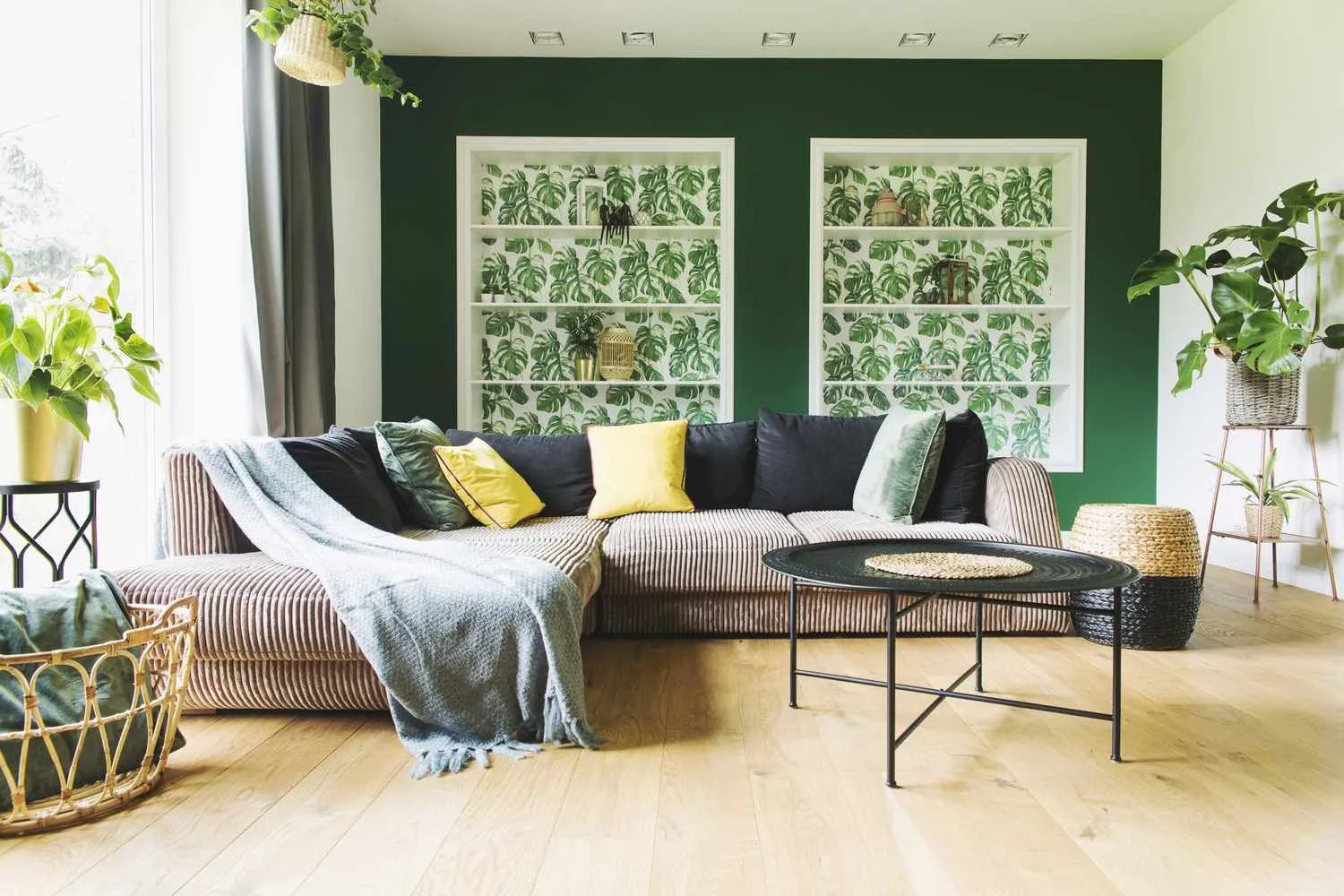 Tacky Living Room Decor