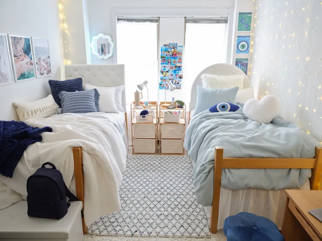 Aesthetic Color Theme Dorm Room