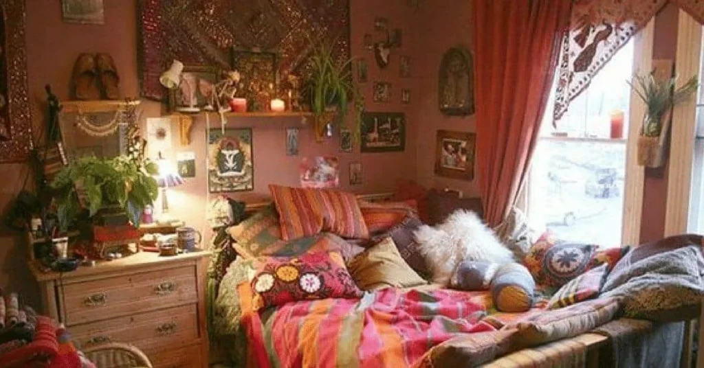 Boho Dorm Room Style